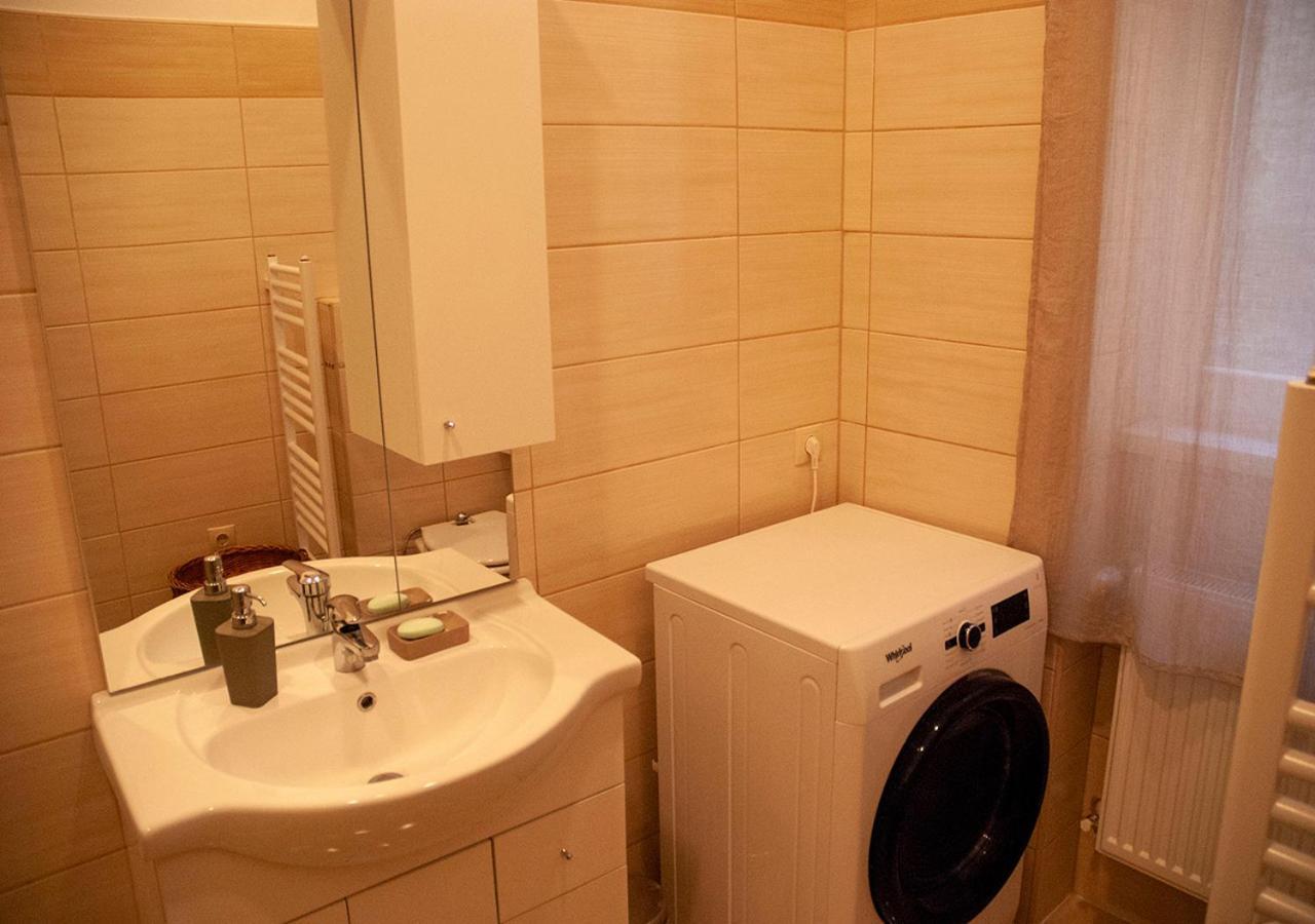 Western Apartman Budapest Eksteriør bilde